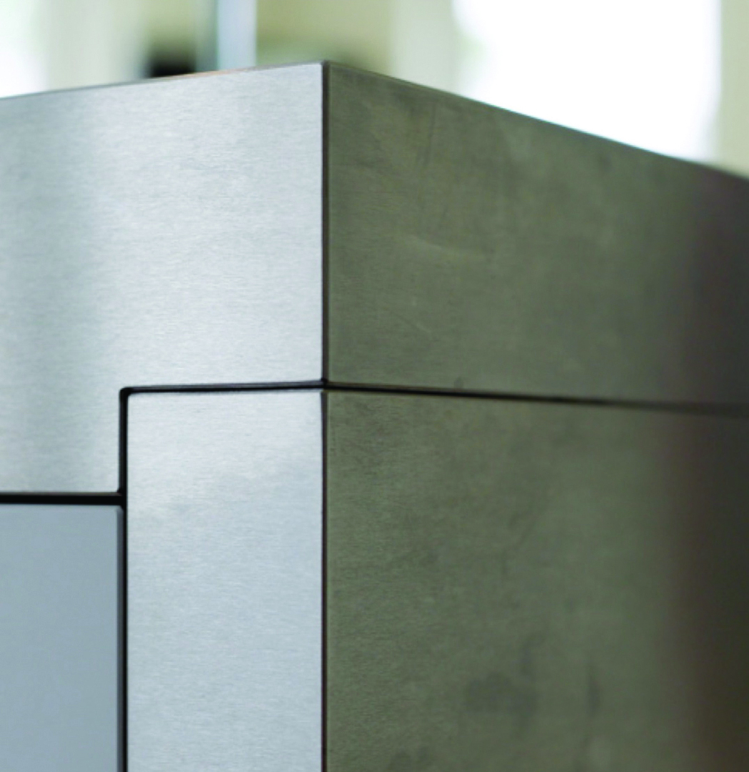 Strato_design_MG_MARCO GORINI_bespoke kitchen project in Belgium_ mat stainless steel_detail_03