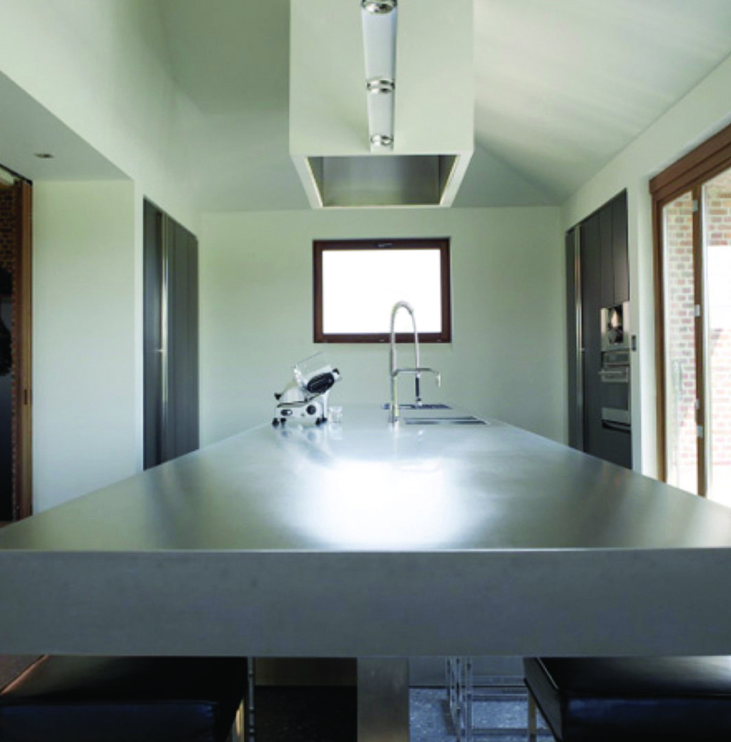 Strato_design_Non Plus Ultra_bespoke kitchen project in Belgium_mat stainless steel_stratocolor black_2012_38
