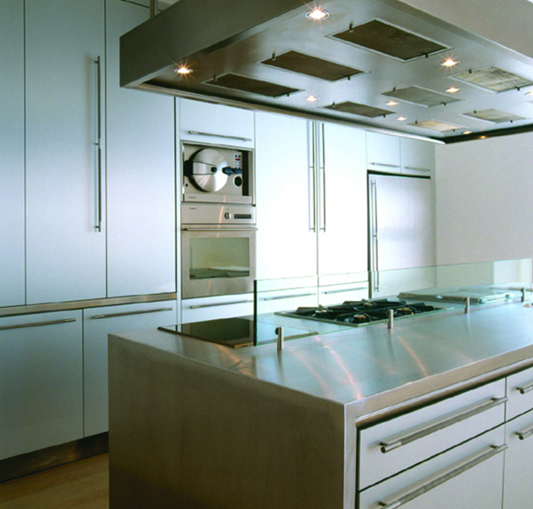 Strato_design_Non Plus Ultra_bespoke kitchen project in Bergamo_mat stainless steel_aluminium_1