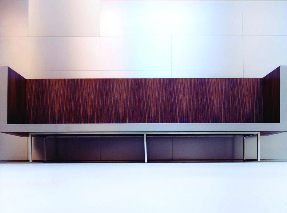 Strato_design_bespoke bench_Rosewood_mat stainless steel_02